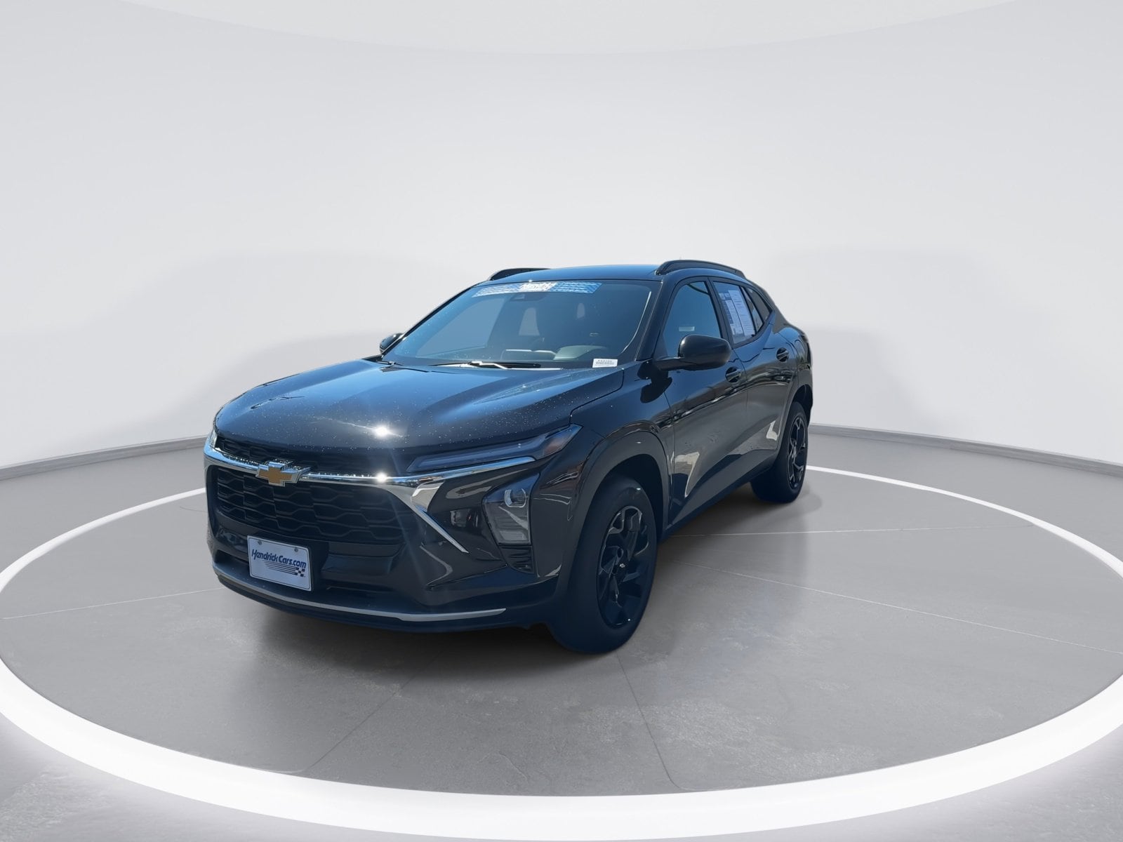 2025 Chevrolet Trax LT photo 4