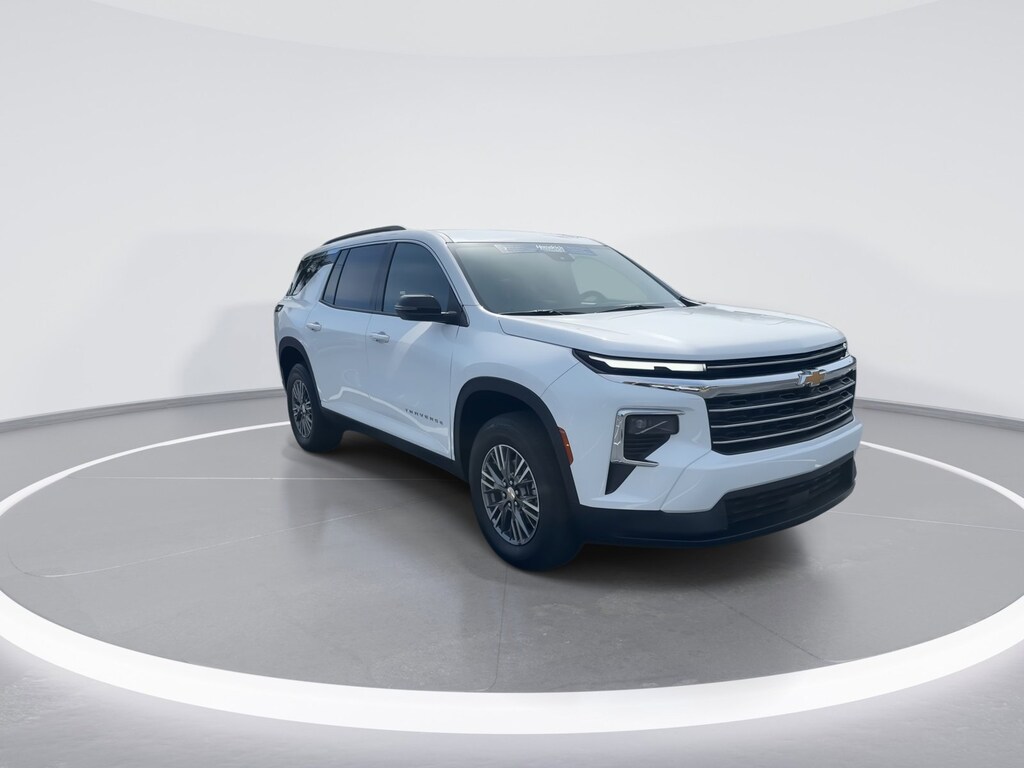 Used 2025 Chevrolet Traverse FWD LT SUV
