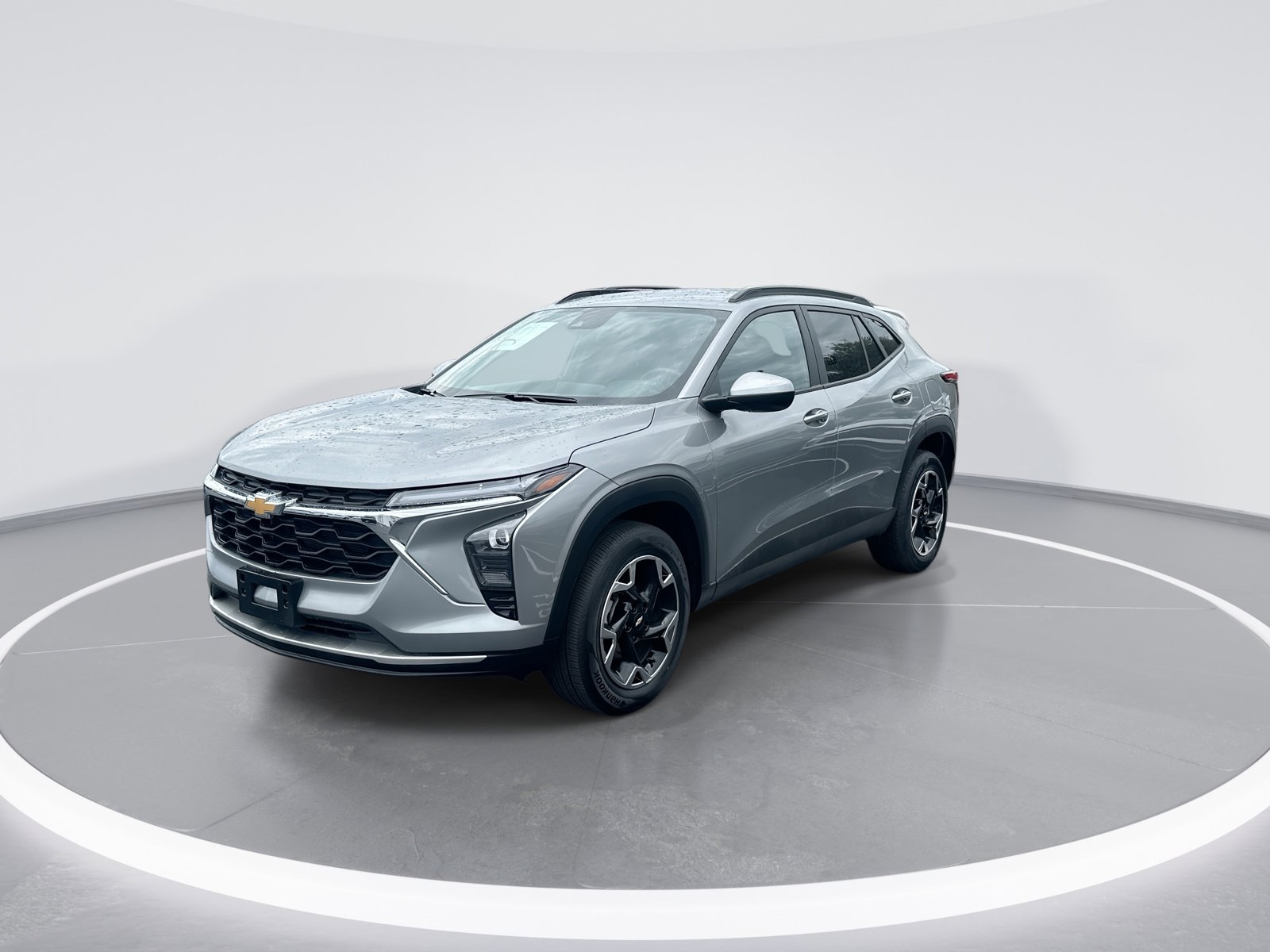 2025 Chevrolet Trax LT photo 5