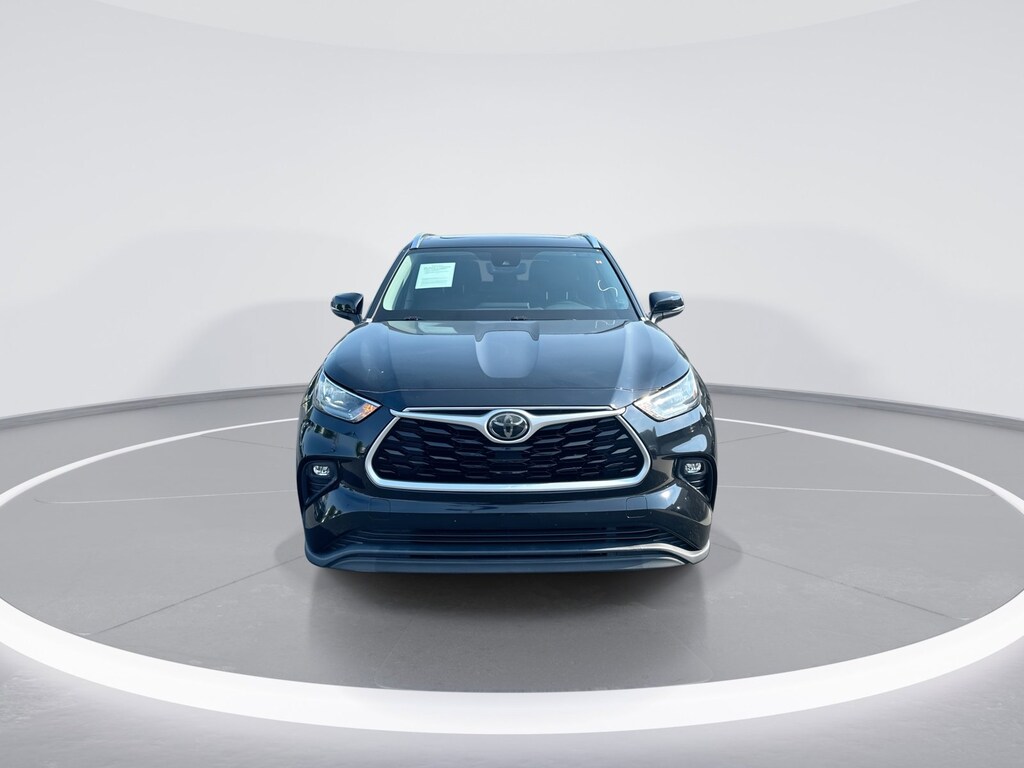 Used 2020 Toyota Highlander XLE SUV