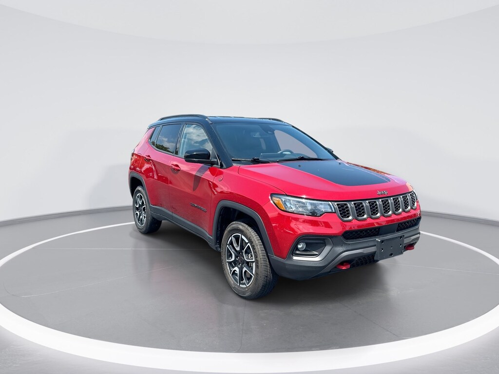 Used 2025 Jeep Compass Trailhawk SUV
