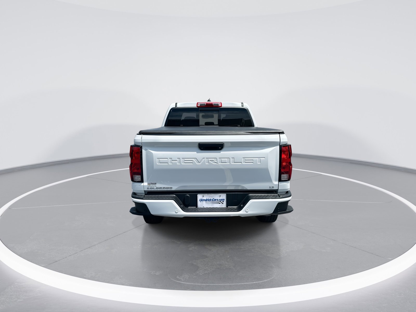 2023 Chevrolet Colorado LT photo 3