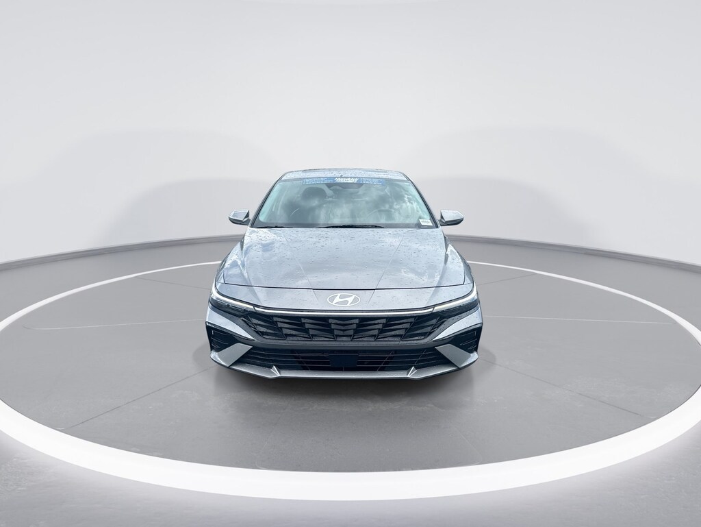 Used 2025 Hyundai Elantra Limited Sedan
