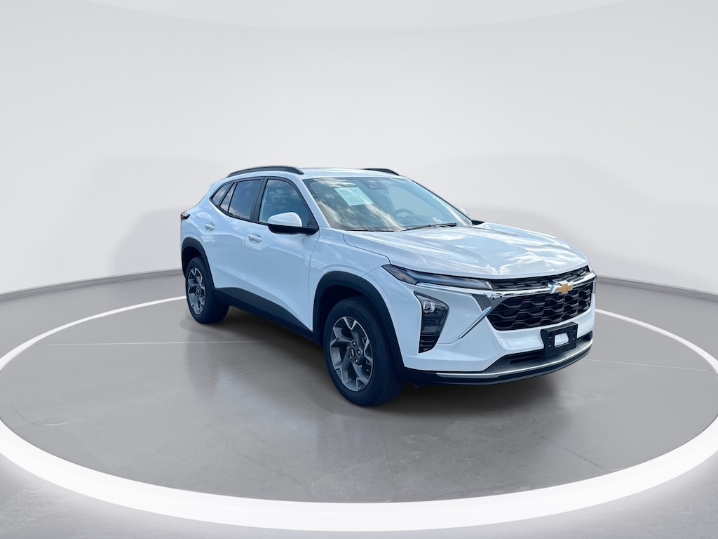 Used 2026 Chevrolet Trax LT SUV