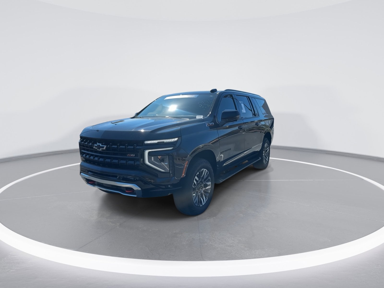 2026 Chevrolet Suburban Z71 photo 4