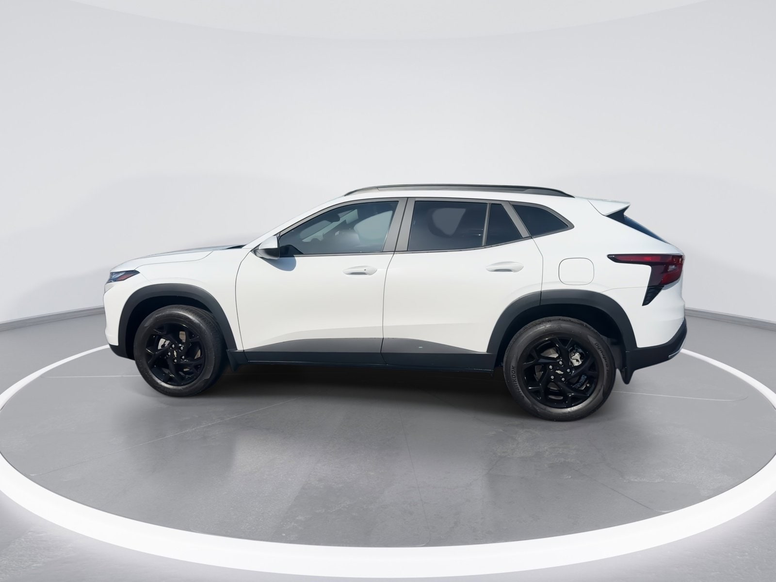 2025 Chevrolet Trax LT photo 6