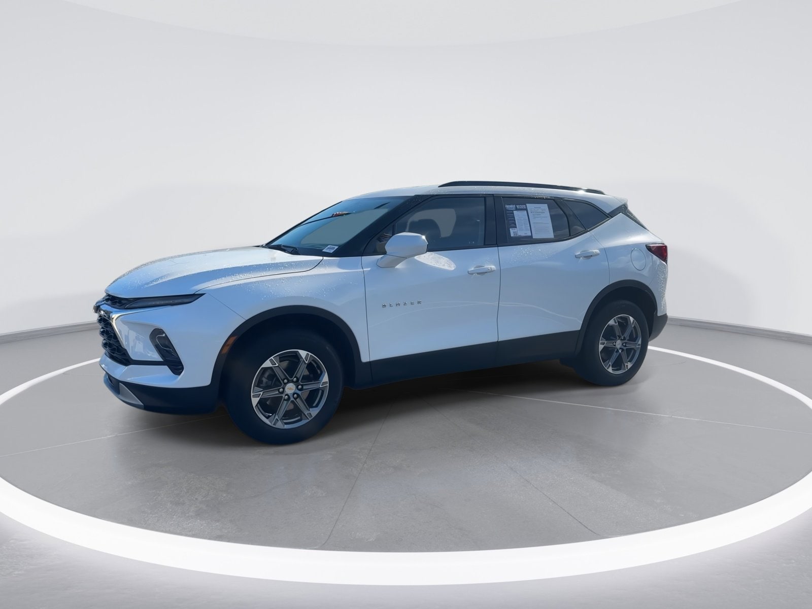 2024 Chevrolet Blazer LT photo 4