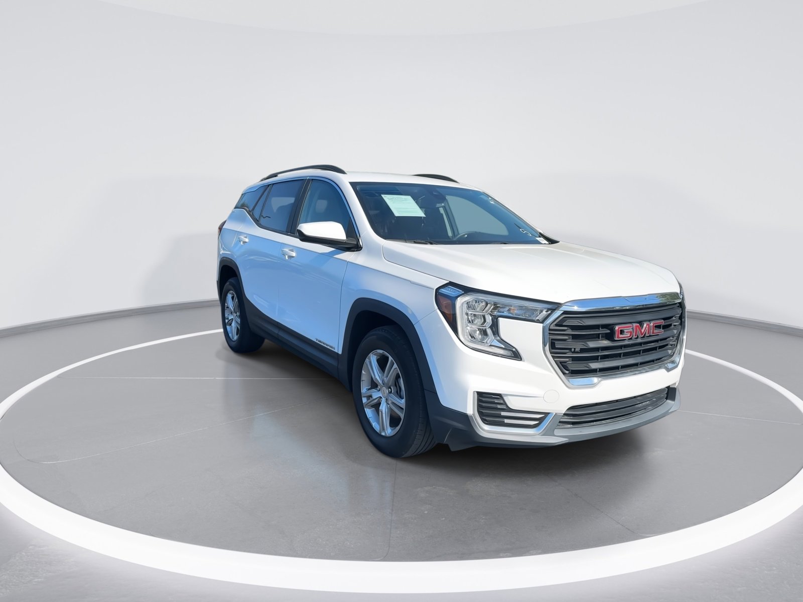 2022 GMC Terrain SLE photo 2