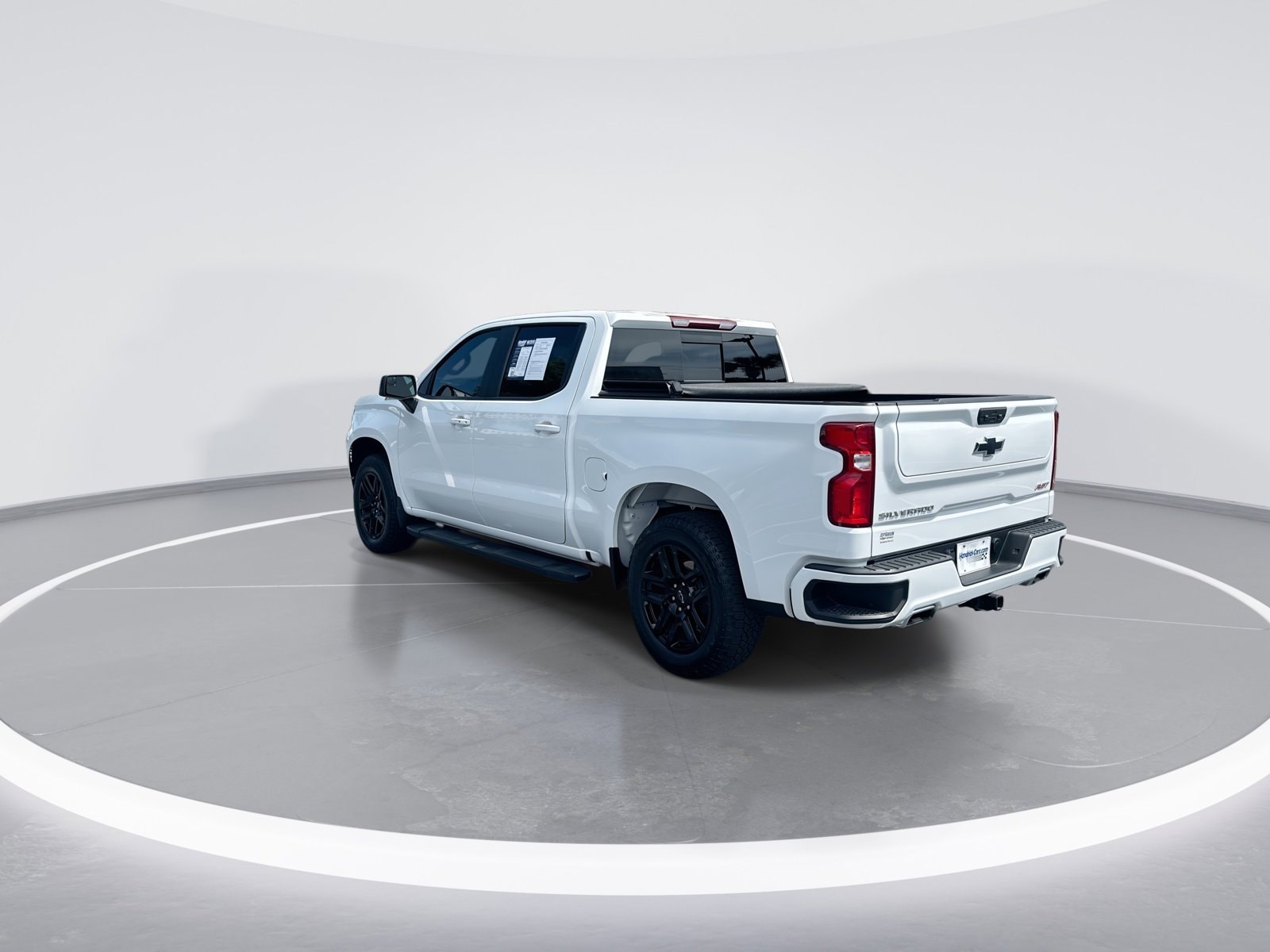 2024 Chevrolet Silverado 1500 RST photo 6