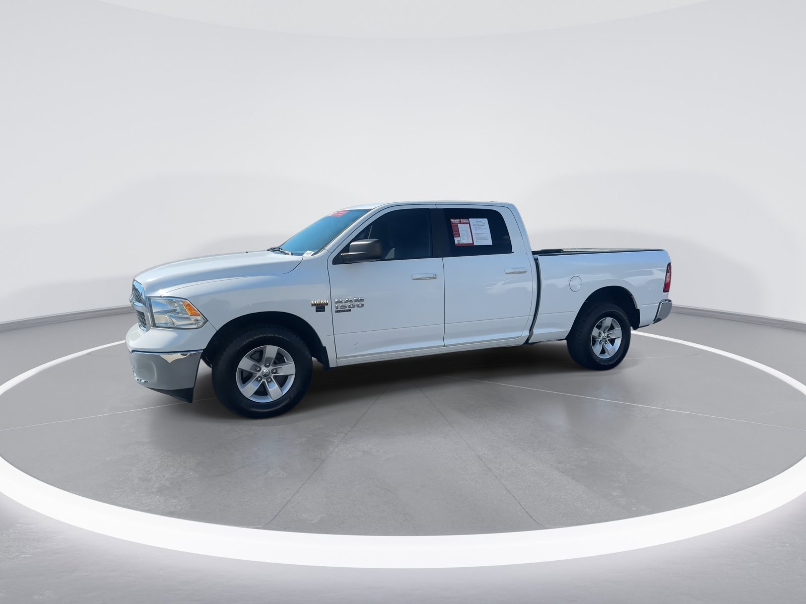 2019 Ram 1500 Classic SLT photo 3