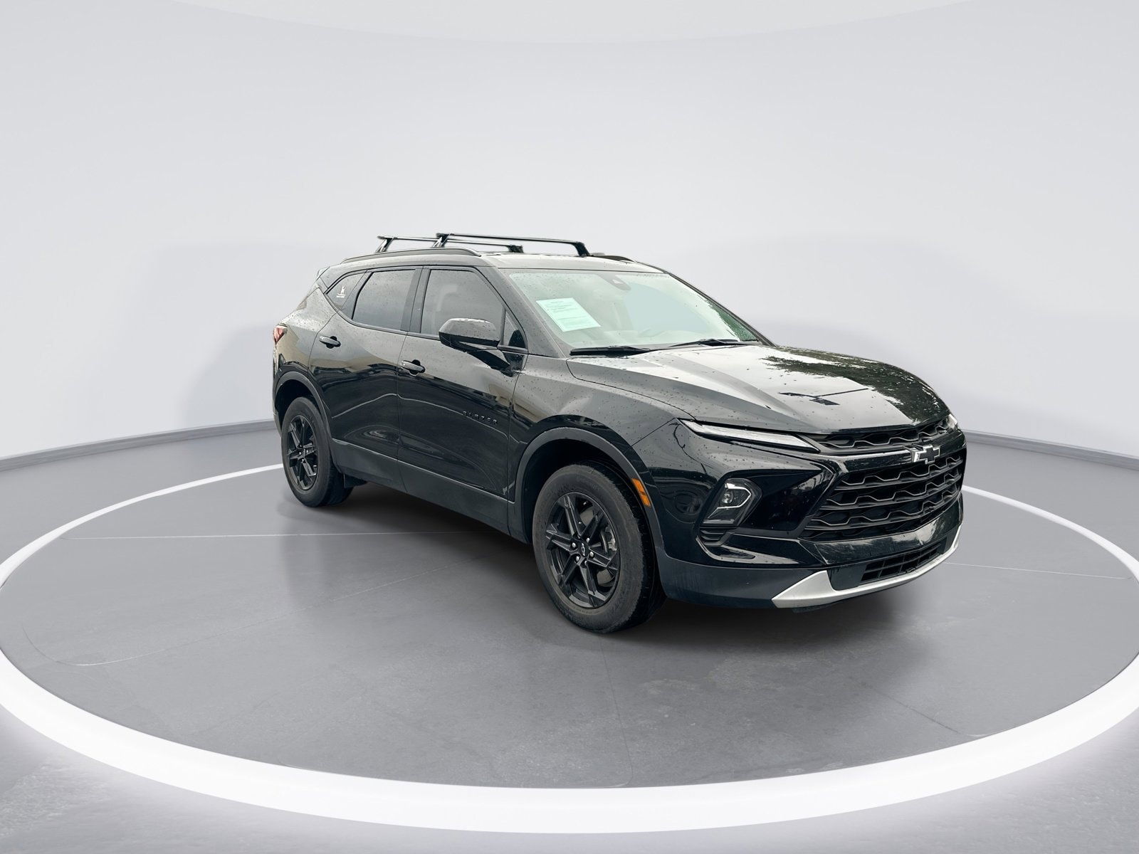 2023 Chevrolet Blazer 2LT photo 2
