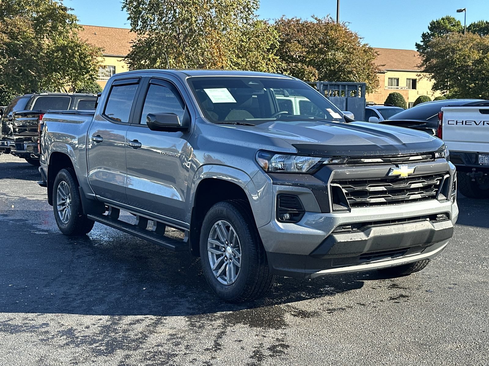 Used 2024 Chevrolet Colorado 2WD LT Pickup