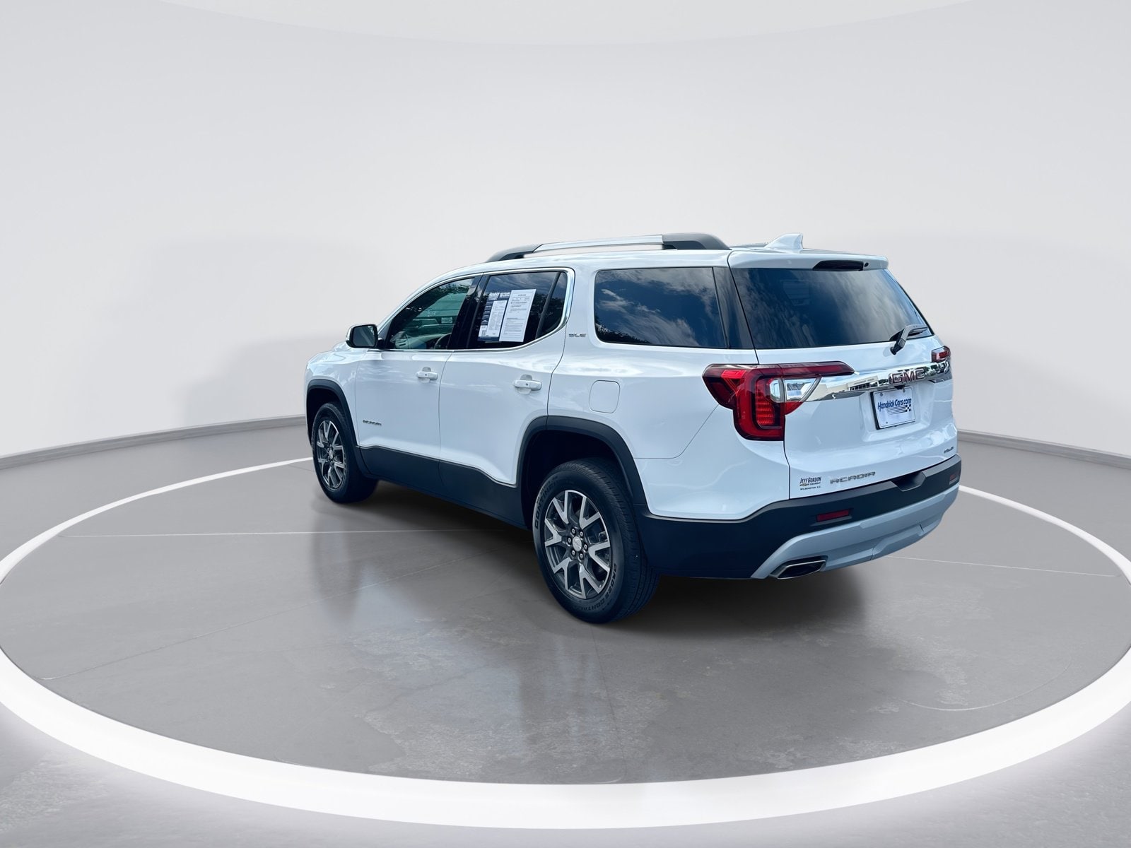 2023 GMC Acadia SLE photo 6