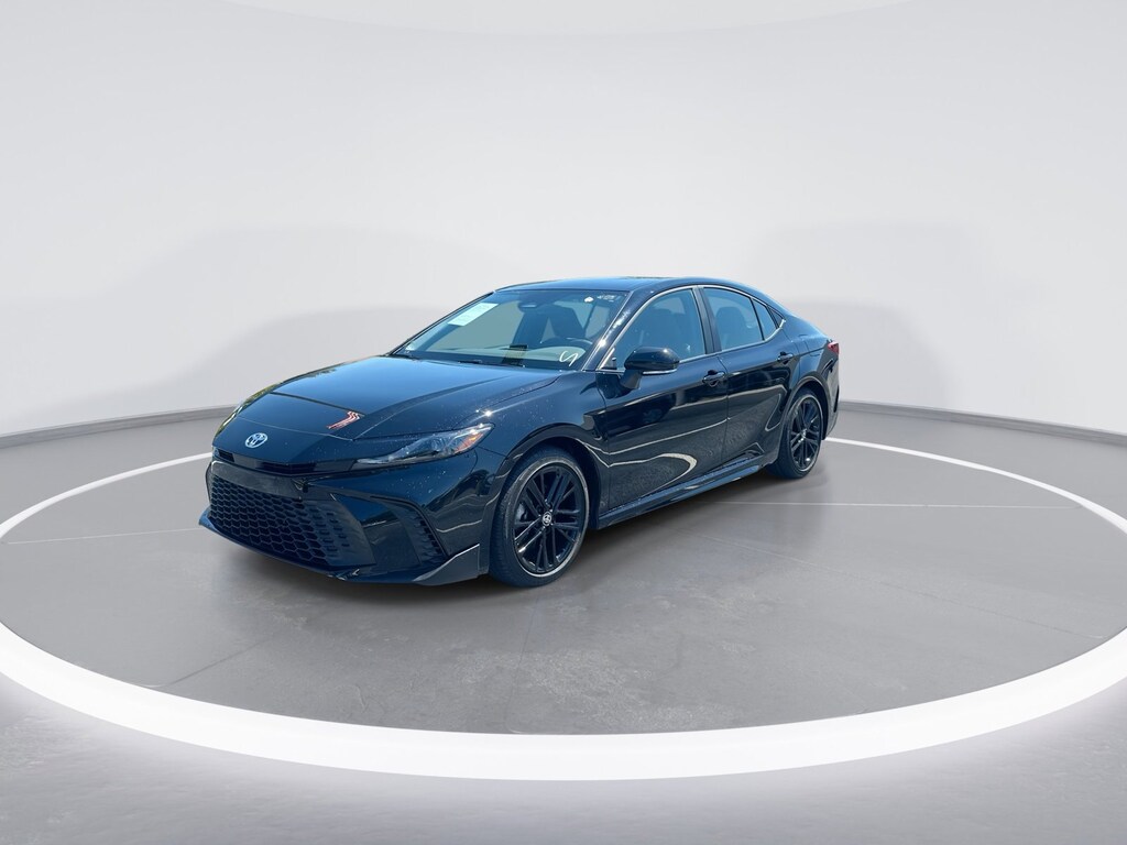 Used 2026 Toyota Camry SE Sedan