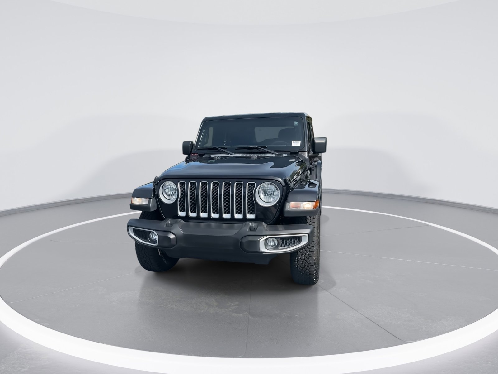 2022 Jeep Wrangler Unlimited Sahara photo 2