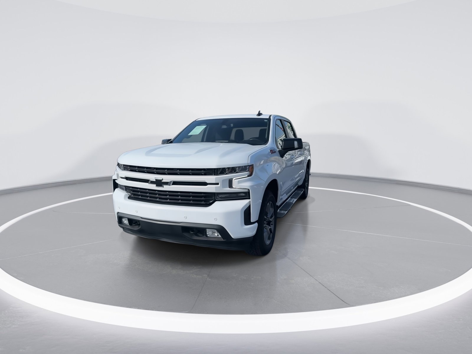 2022 Chevrolet Silverado 1500 LTD RST photo 2
