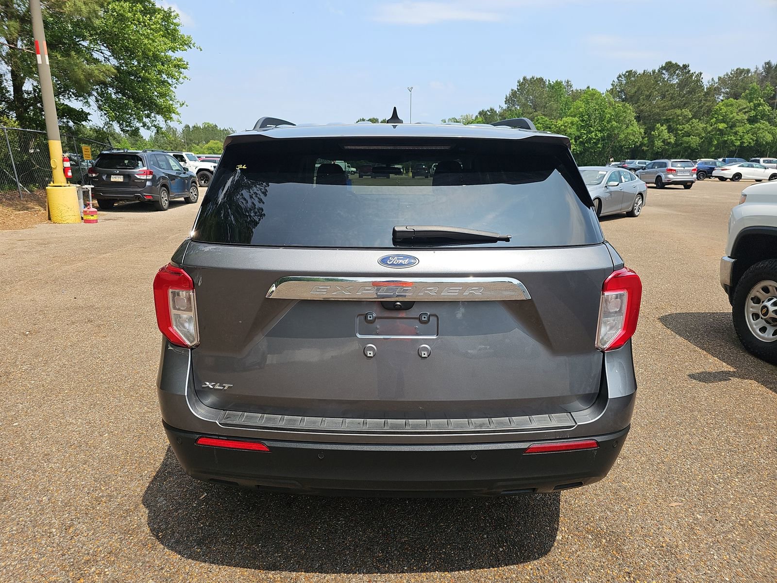2023 Ford Explorer XLT photo 6