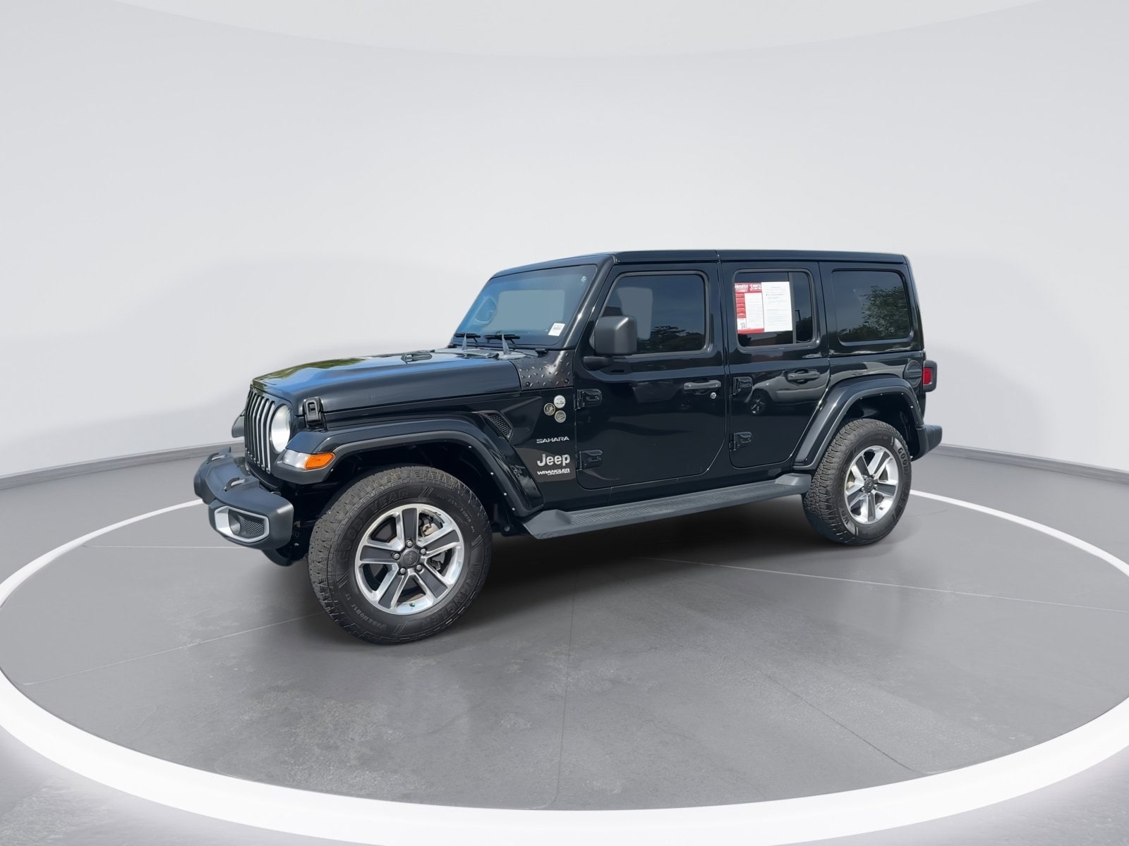 2022 Jeep Wrangler Unlimited Sahara photo 4