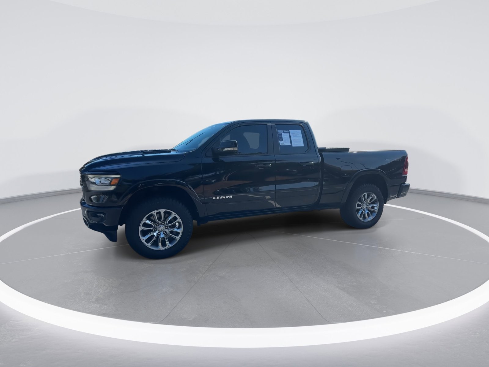 2022 Ram 1500 Laramie photo 4