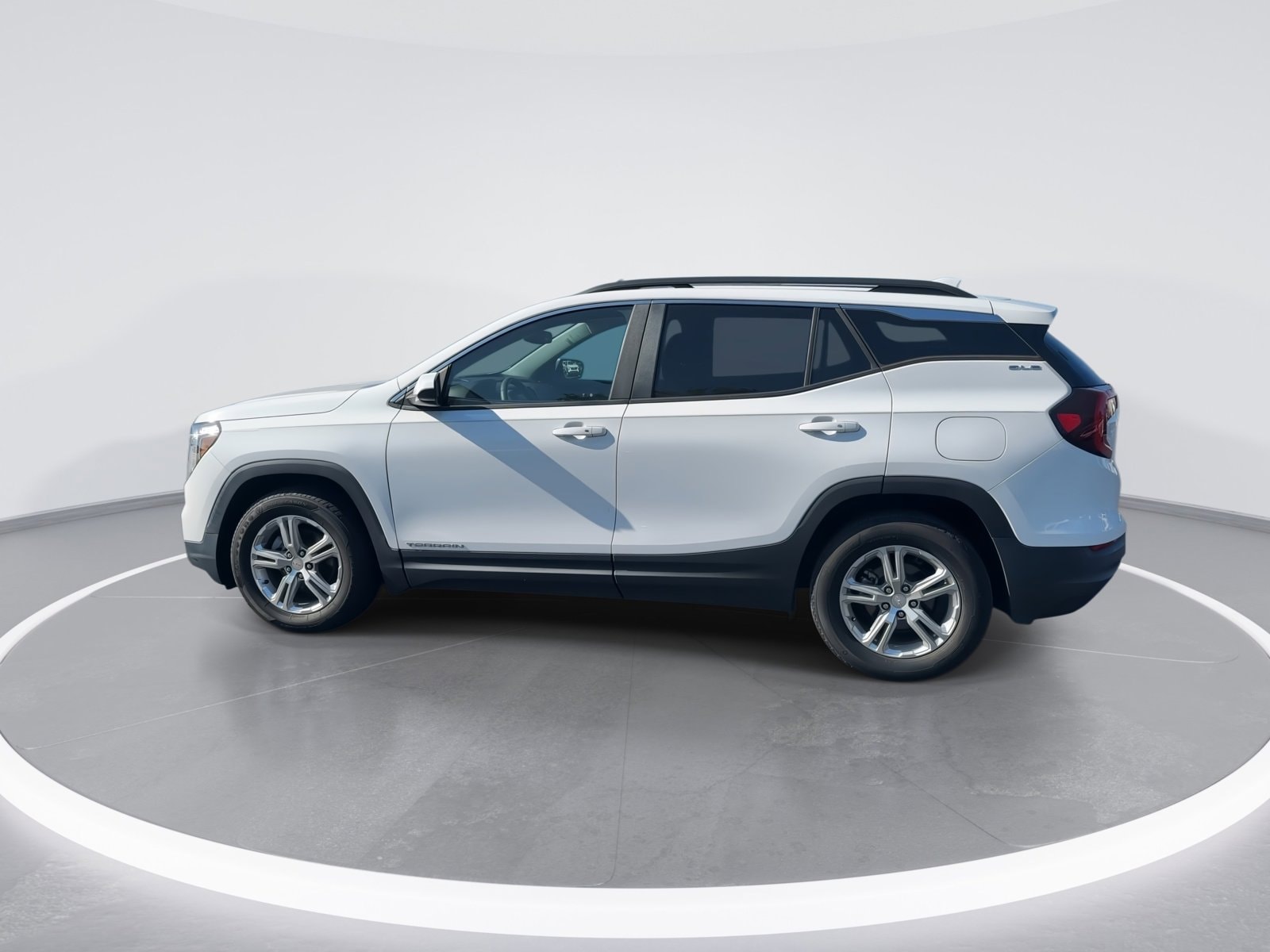 2022 GMC Terrain SLE photo 6