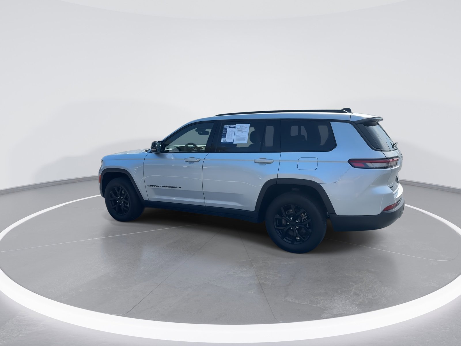 2024 Jeep Grand Cherokee L Altitude photo 6