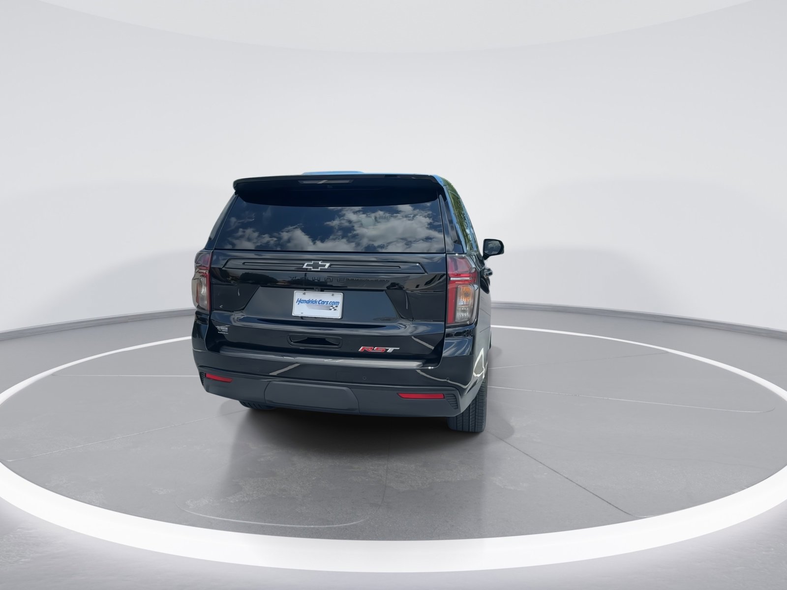 2024 Chevrolet Tahoe RST photo 3