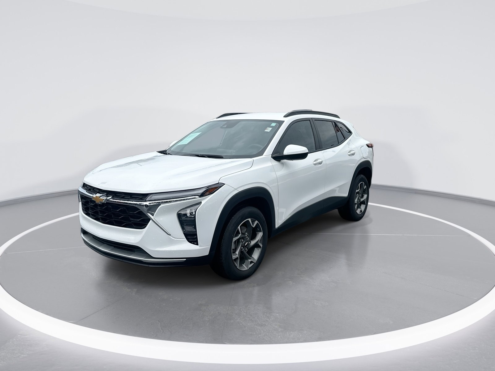 2025 Chevrolet Trax LT photo 5