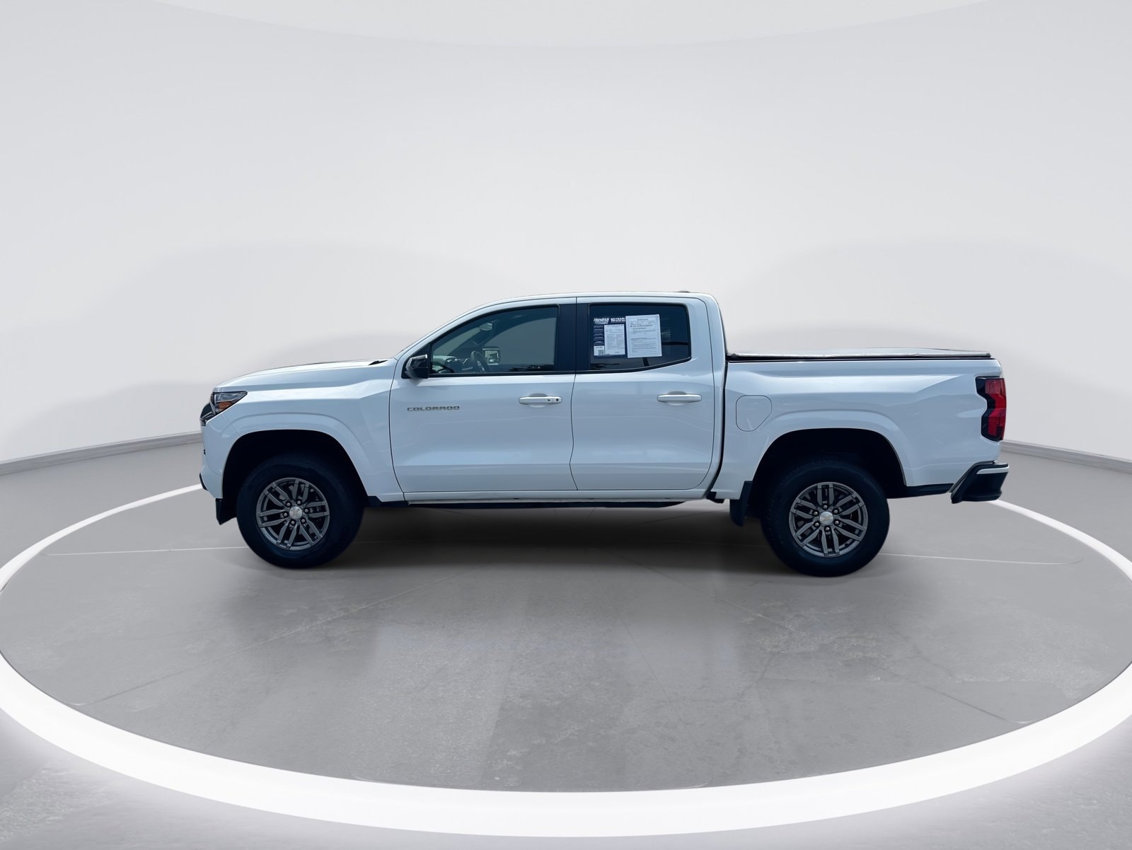 2023 Chevrolet Colorado LT photo 5