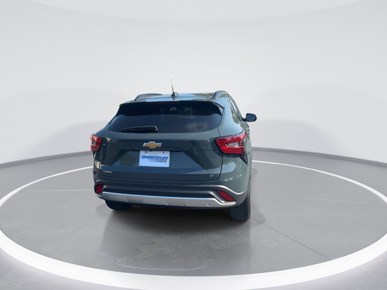 2025 Chevrolet Trax LT photo 3