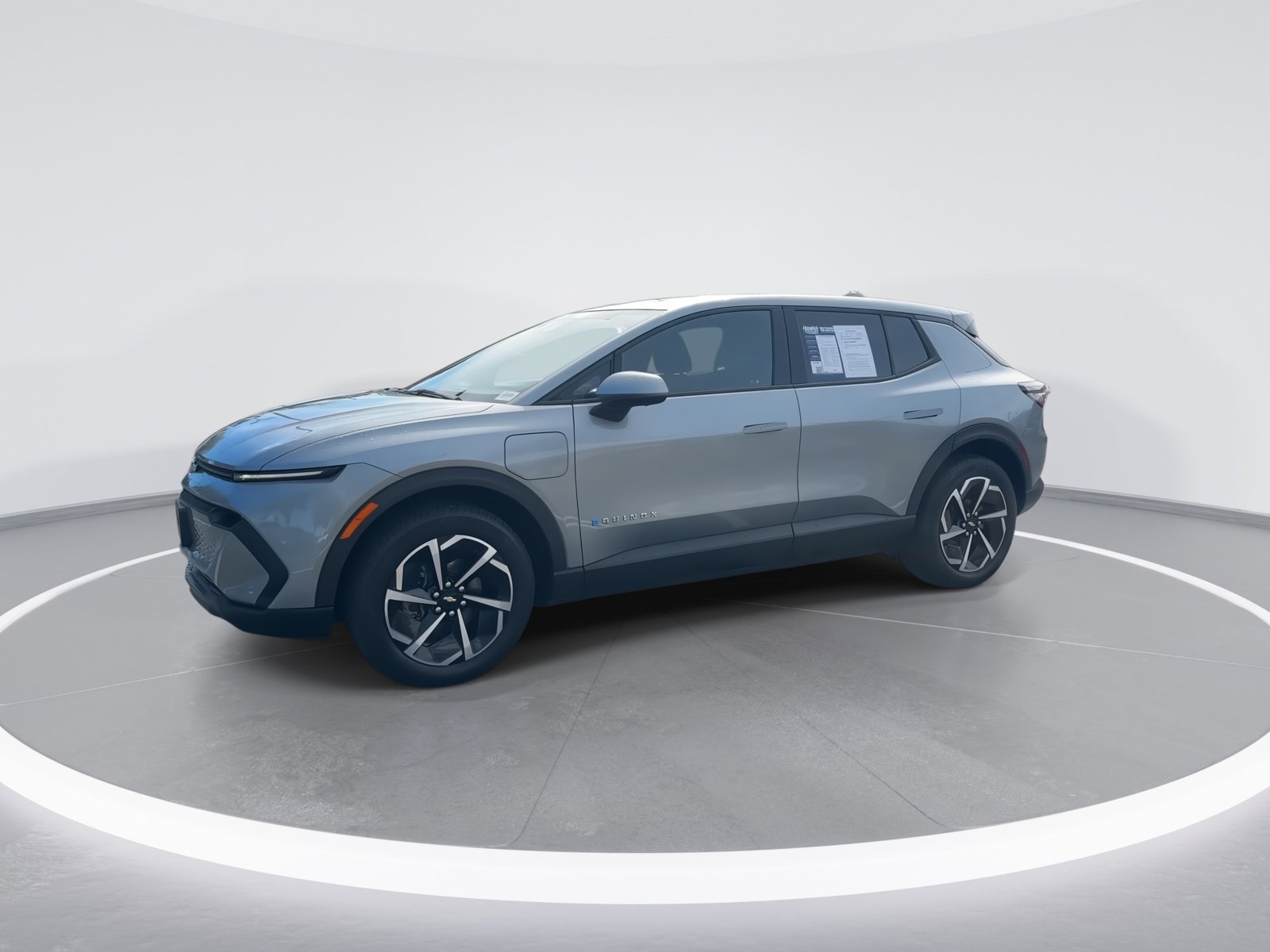 2025 Chevrolet Equinox EV LT photo 4