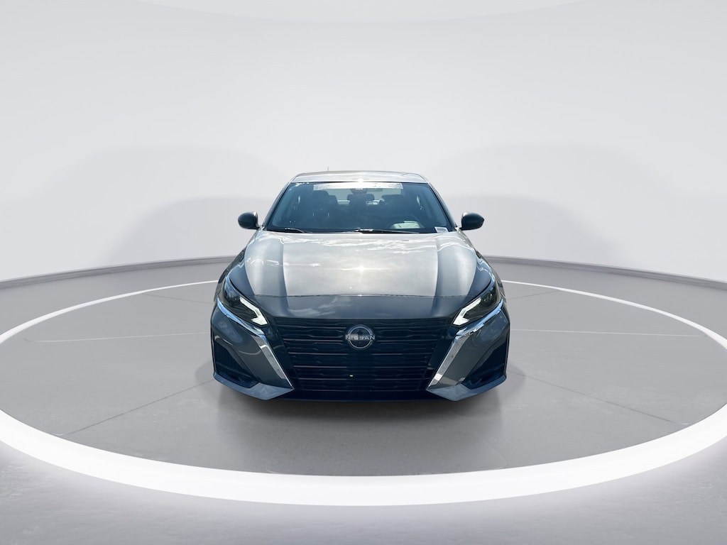 Used 2025 Nissan Altima SV Sedan
