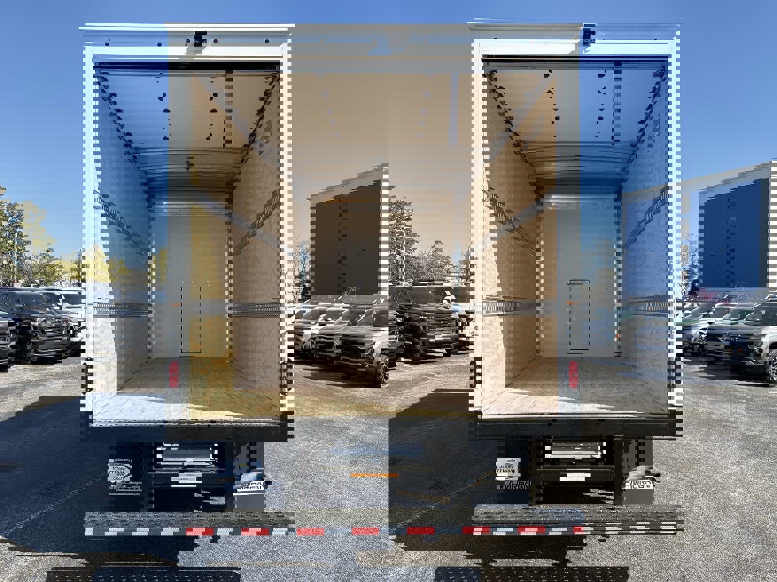 2024 Chevrolet Express Cutaway Base photo 19