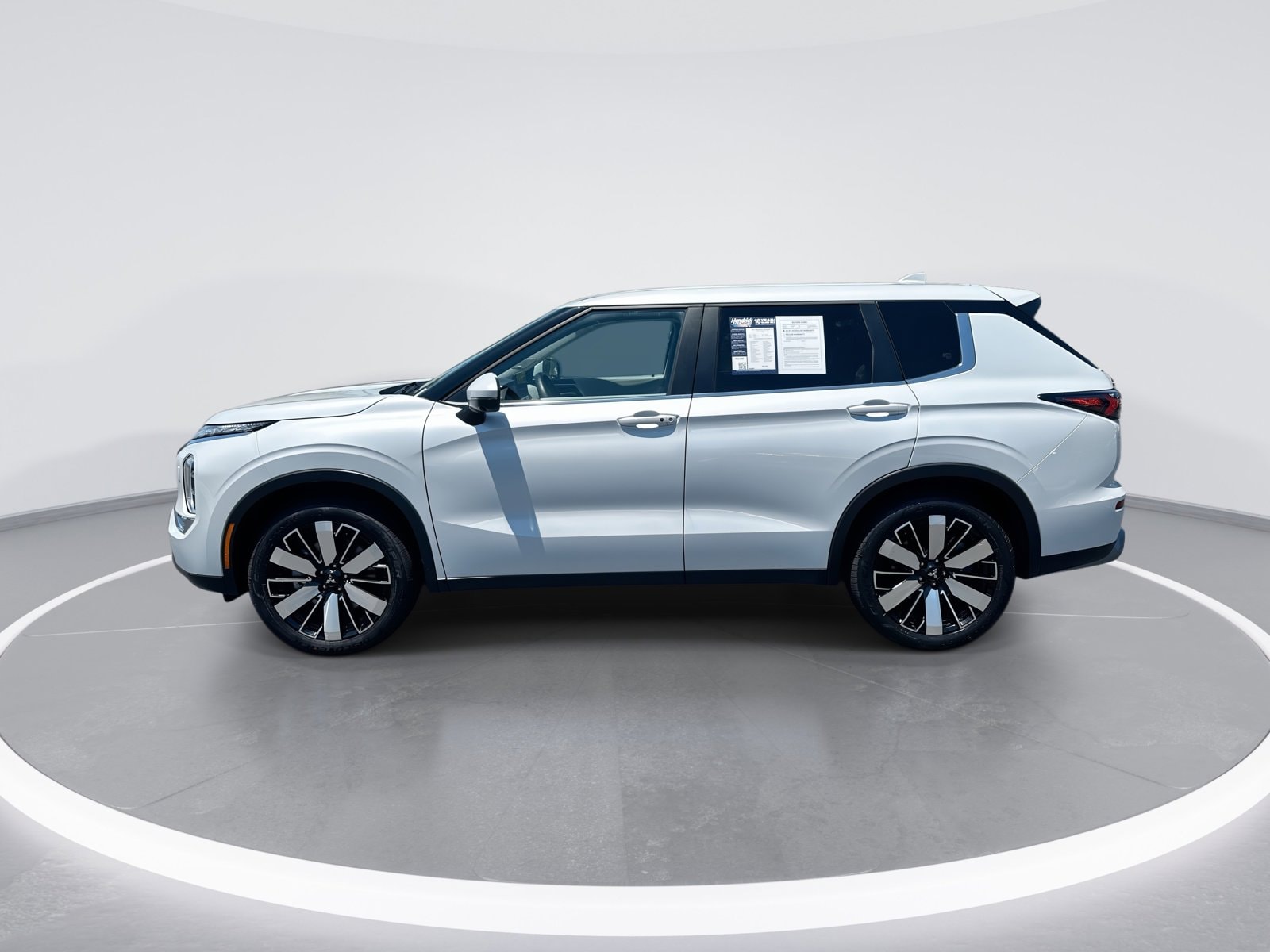 Mitsubishi Outlander SE