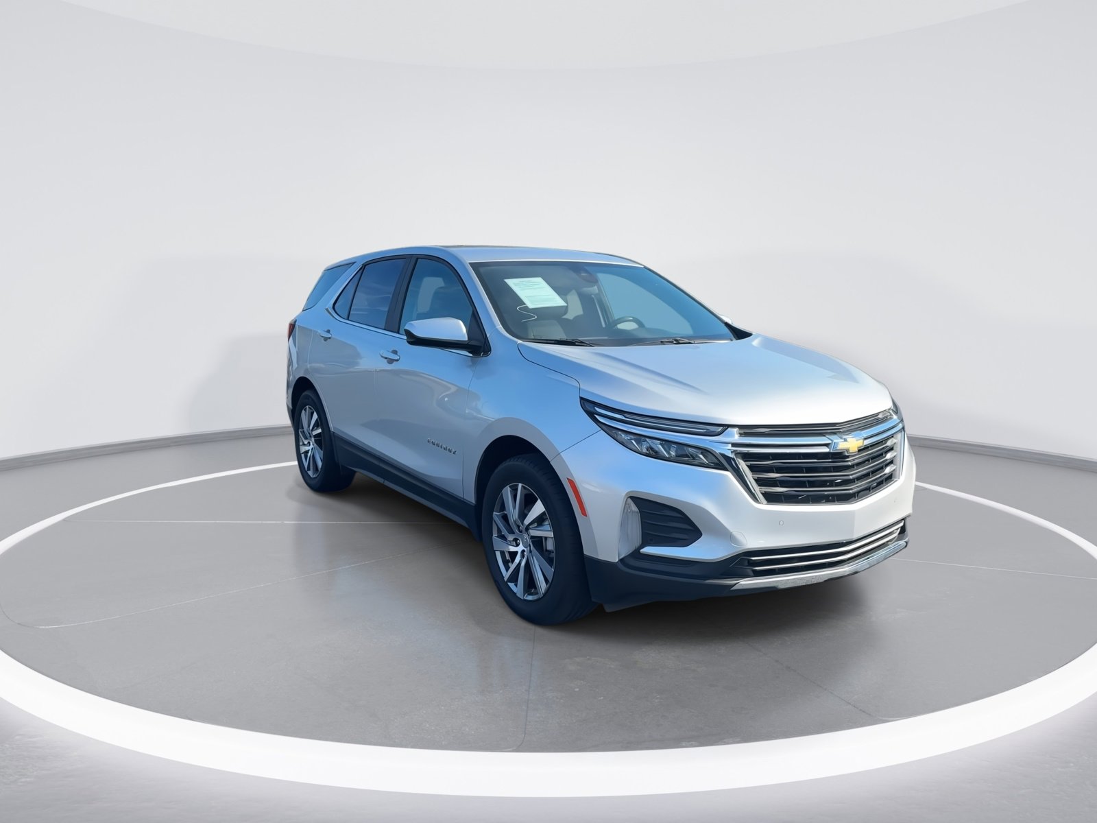 2022 Chevrolet Equinox LT photo 2