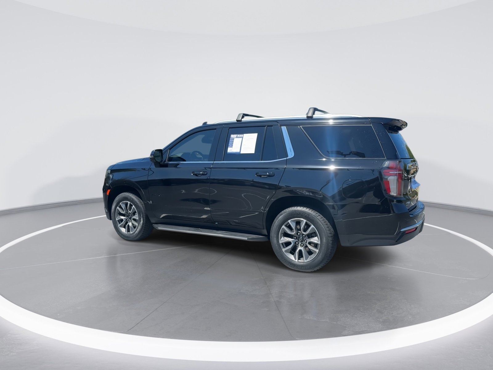 2022 Chevrolet Tahoe LT photo 5