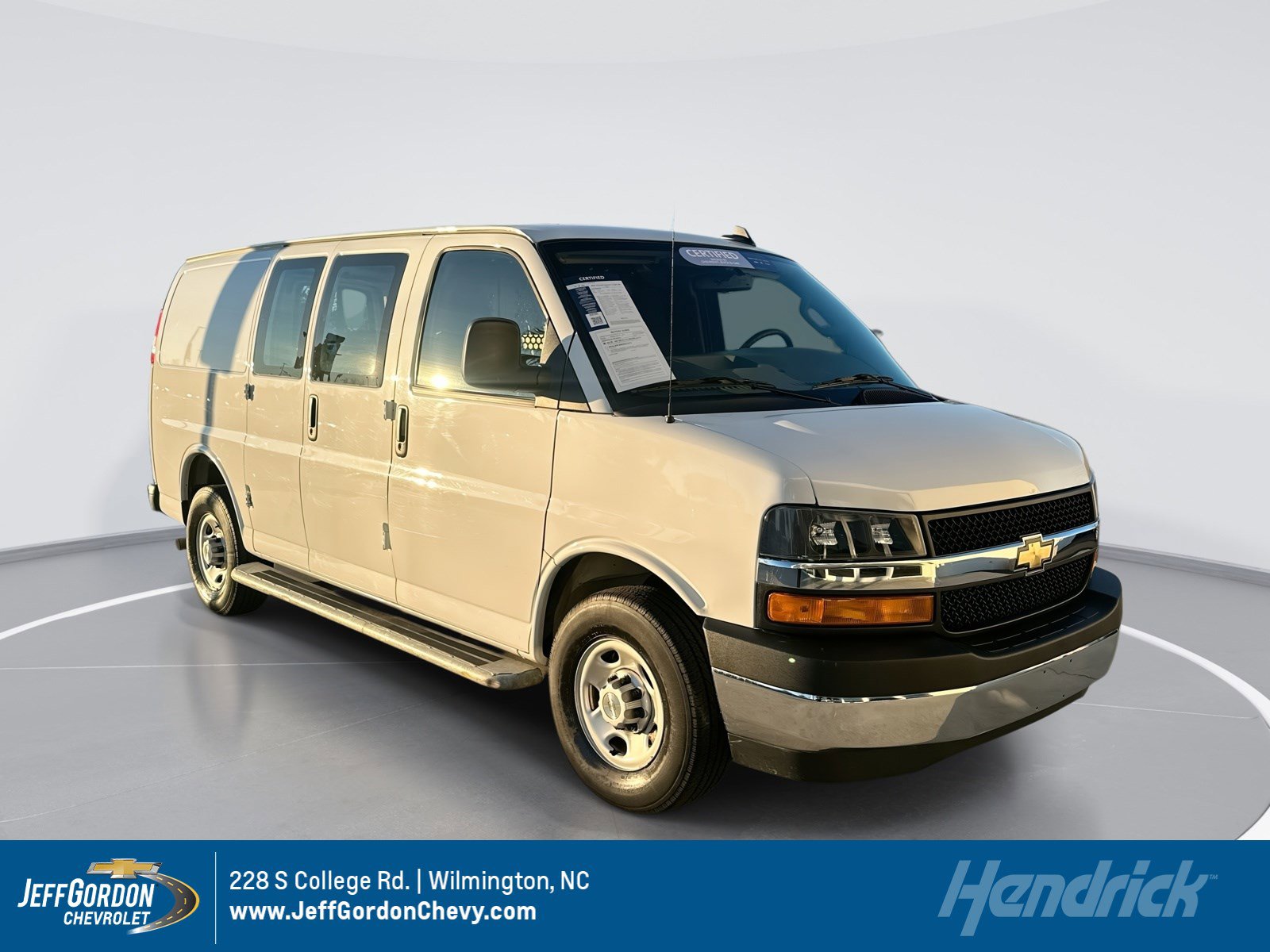 2024 Chevrolet Express Cargo Work Van's photo