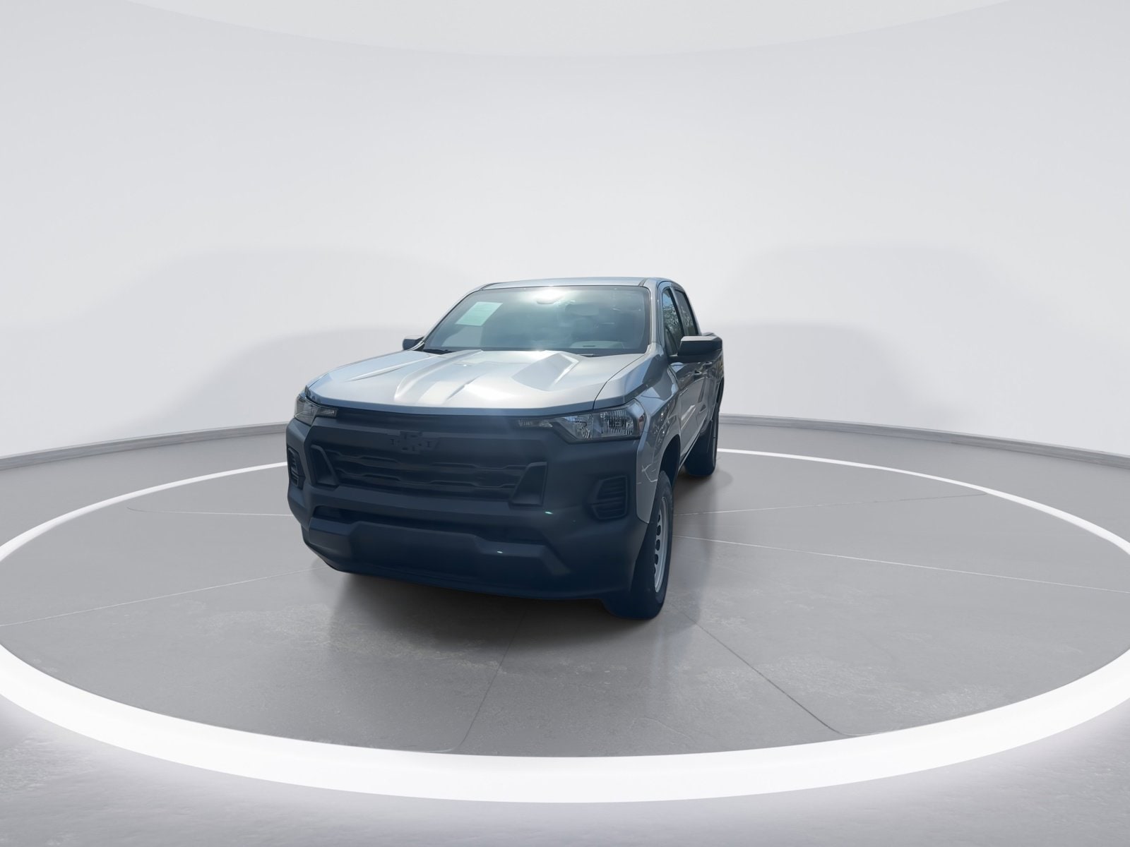 2023 Chevrolet Colorado WT photo 3