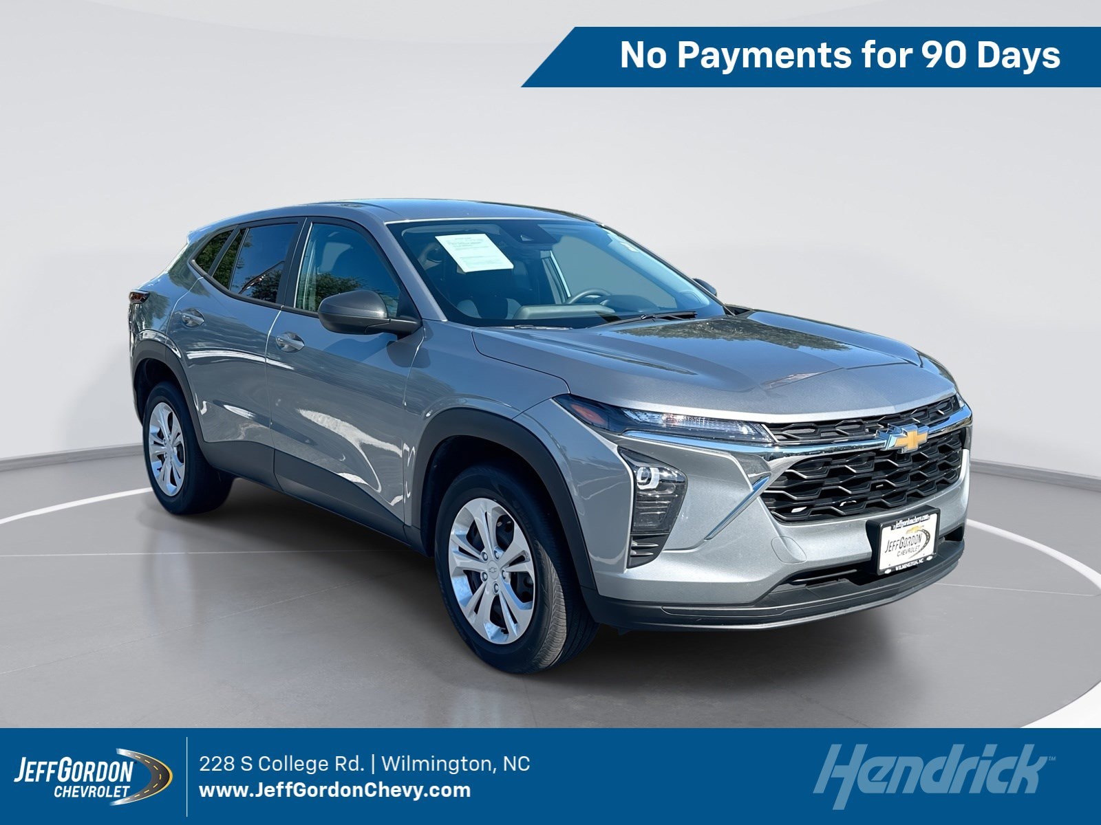 2024 Chevrolet Trax LS's photo