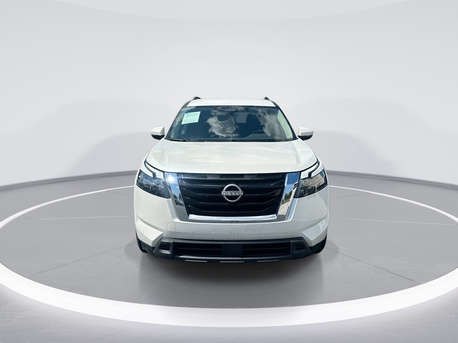 Nissan Pathfinder SV FWD