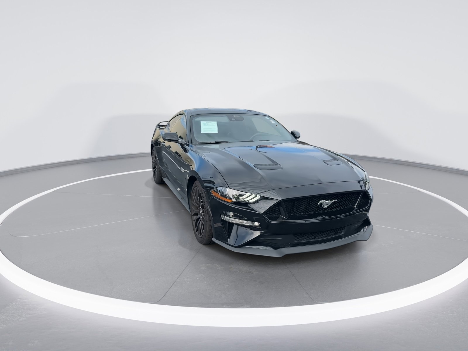 2022 Ford Mustang GT photo 2