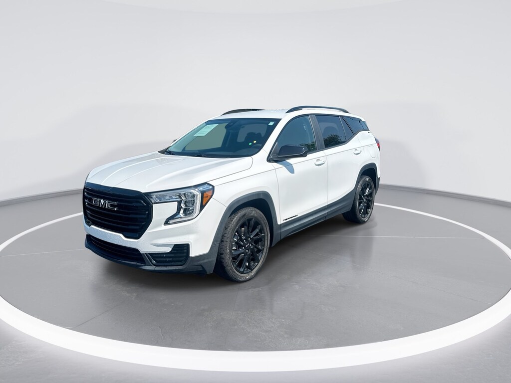 Used 2023 GMC Terrain SLE SUV