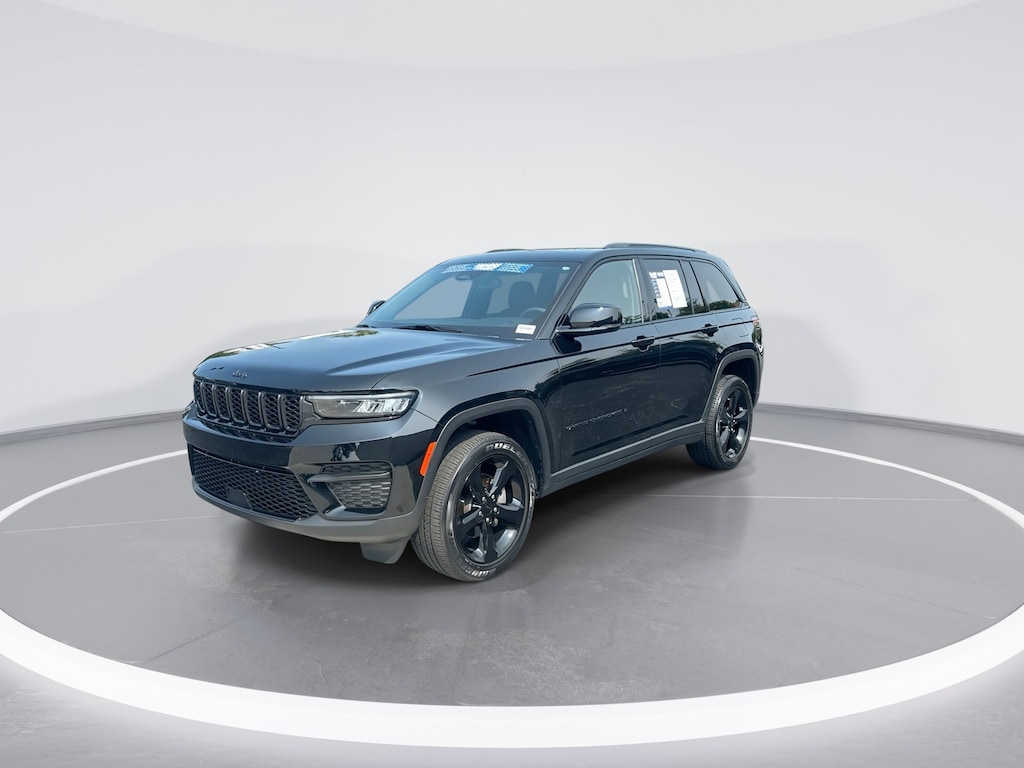 Used 2024 Jeep Grand Cherokee Altitude X 4x4 SUV