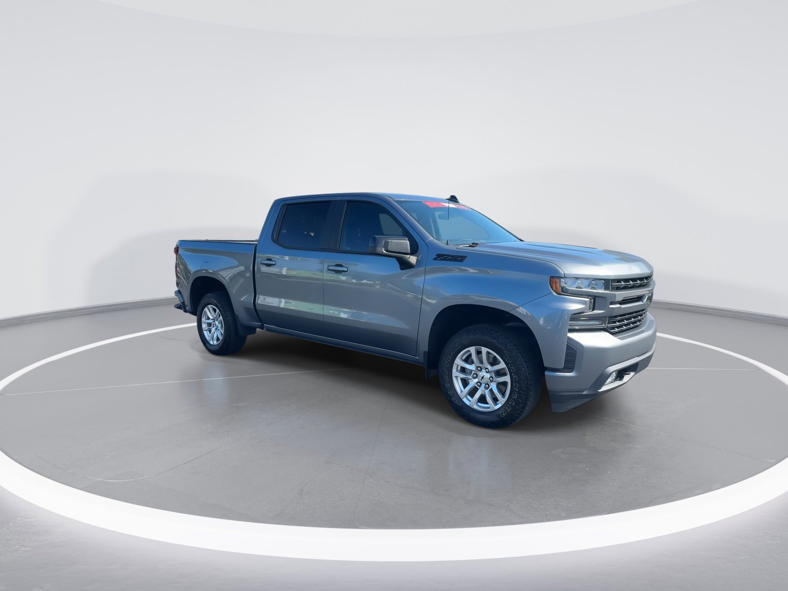 2020 Chevrolet Silverado 1500 RST photo 2