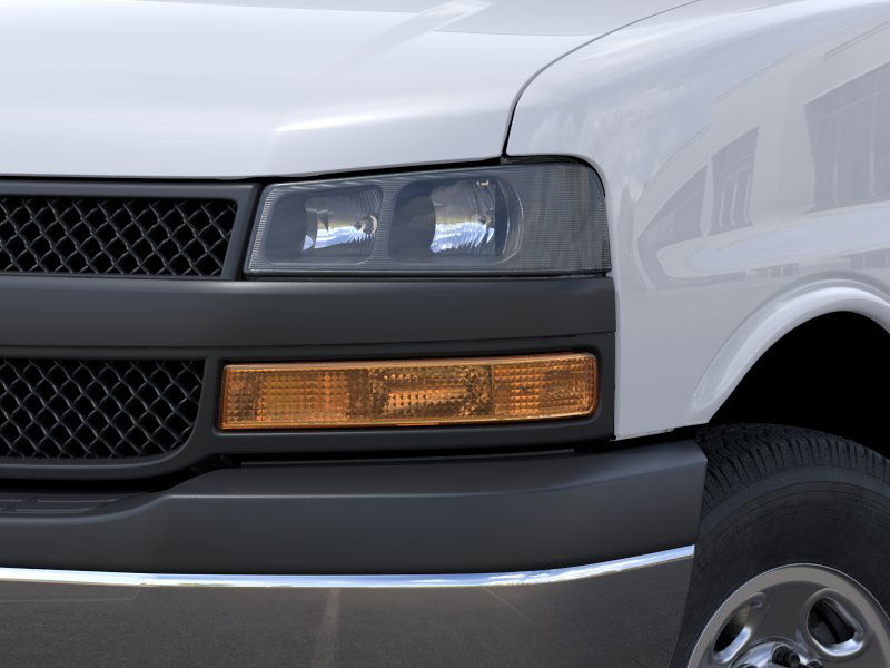 2025 Chevrolet Express Cutaway Base photo 36