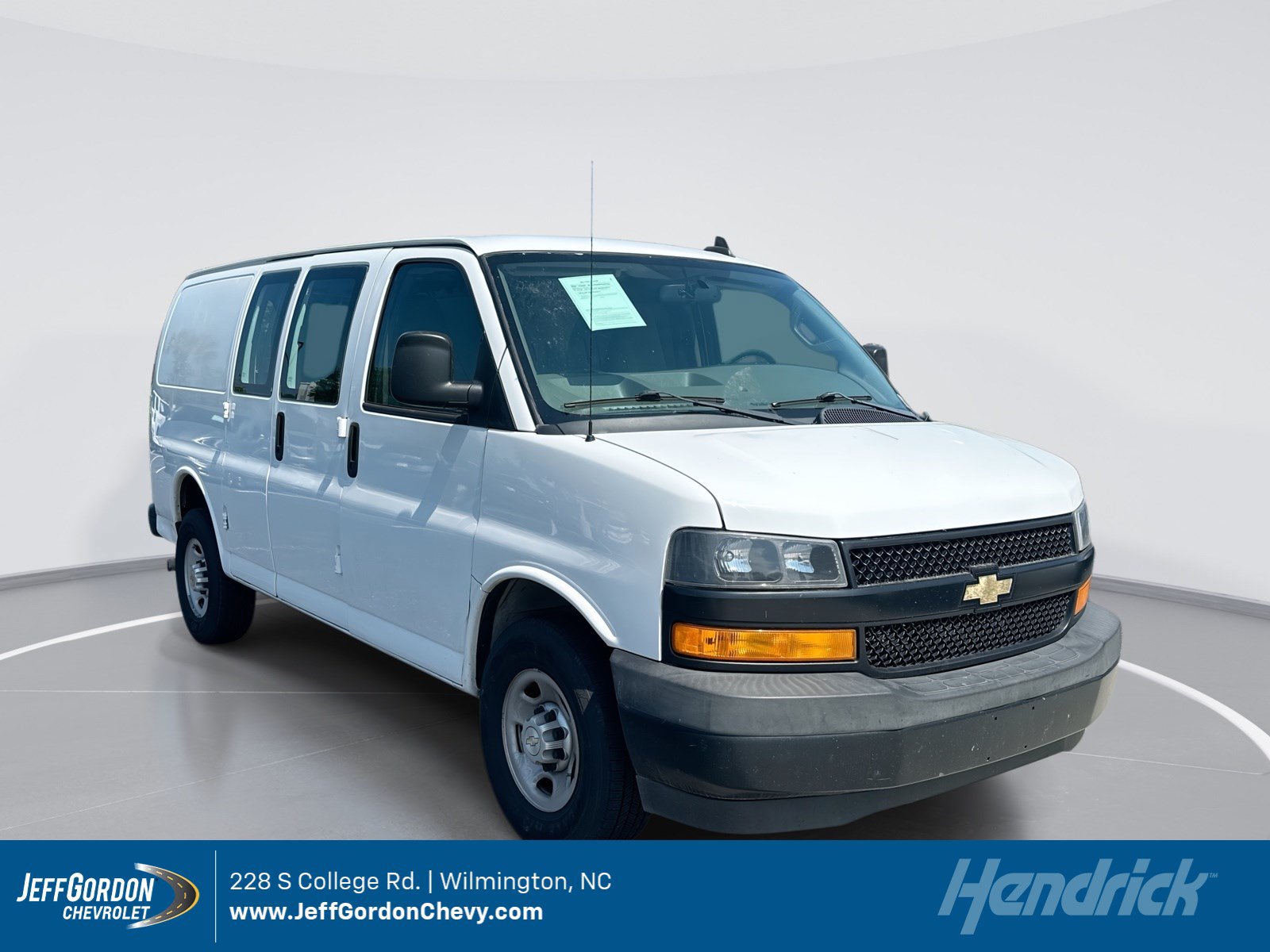 Chevrolet Express Cargo 2500 RWD 2500 Regular Wheelbase WT