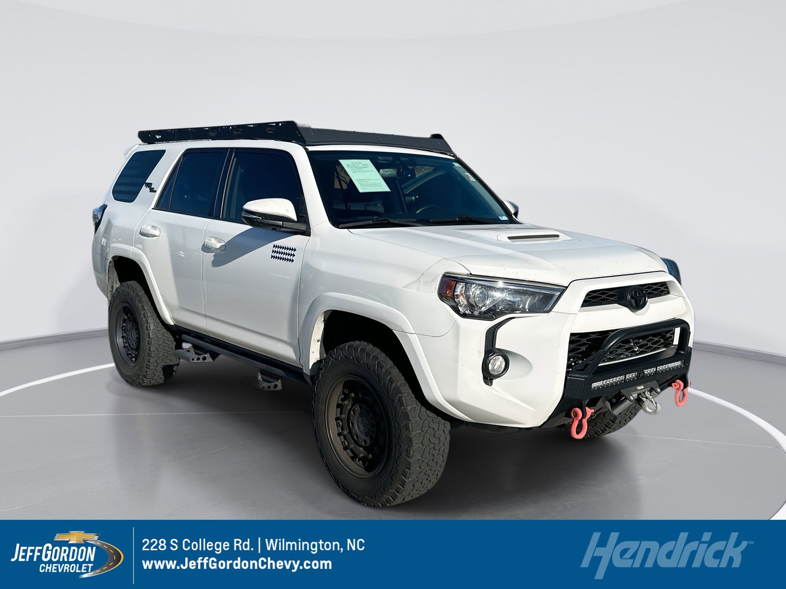 2019 Toyota 4Runner TRD Off-Road Premium's photo
