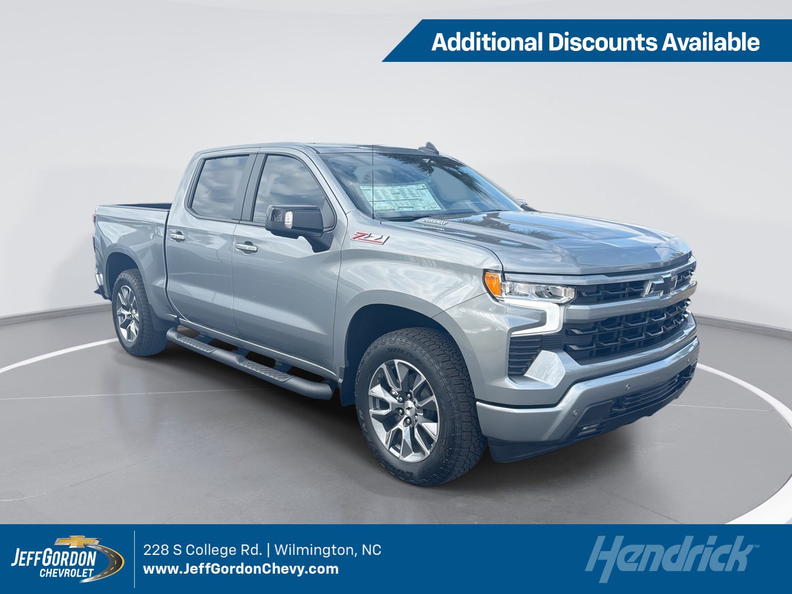 2026 Chevrolet Silverado Base's photo