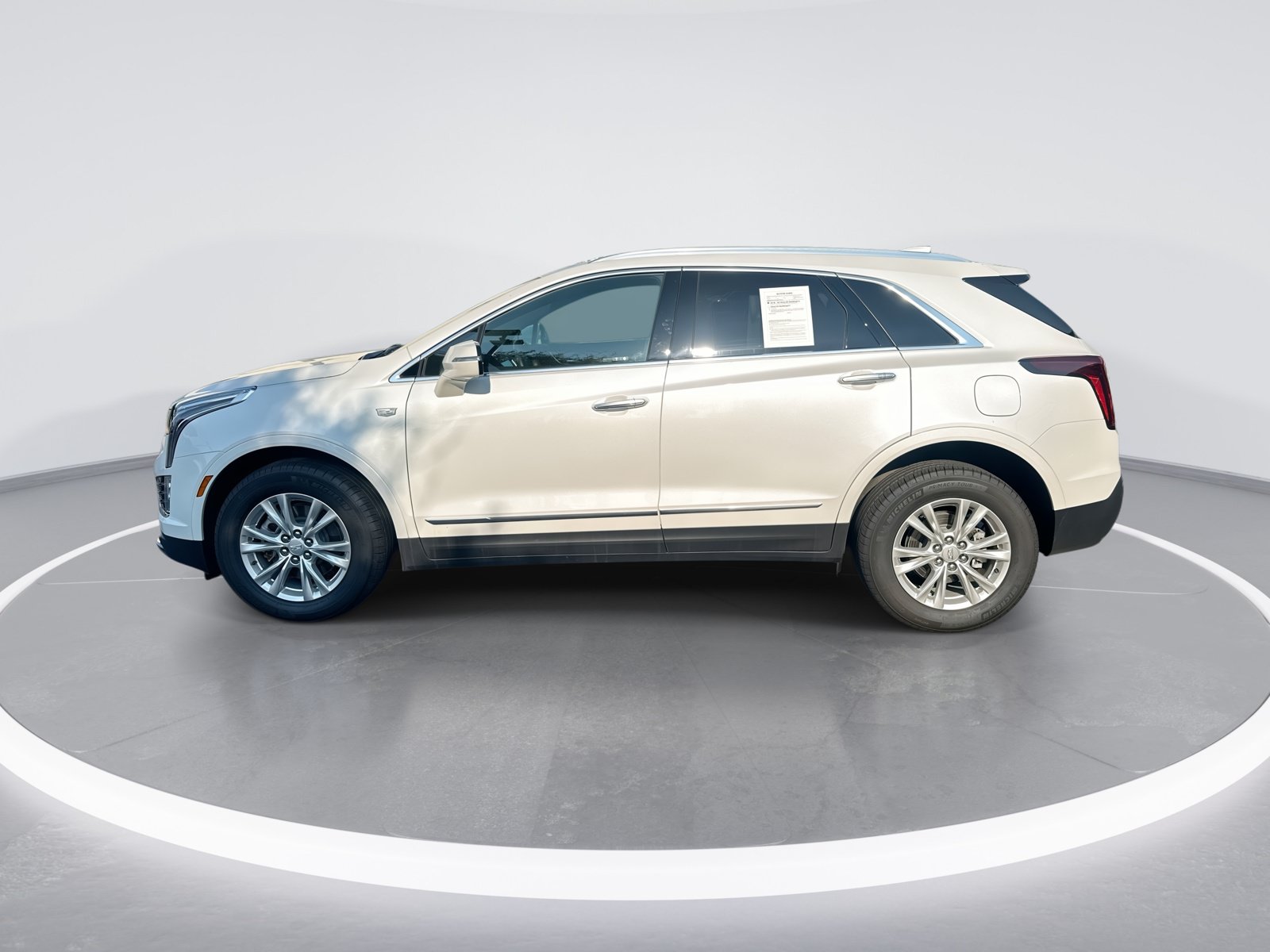 CADILLAC XT5 Luxury