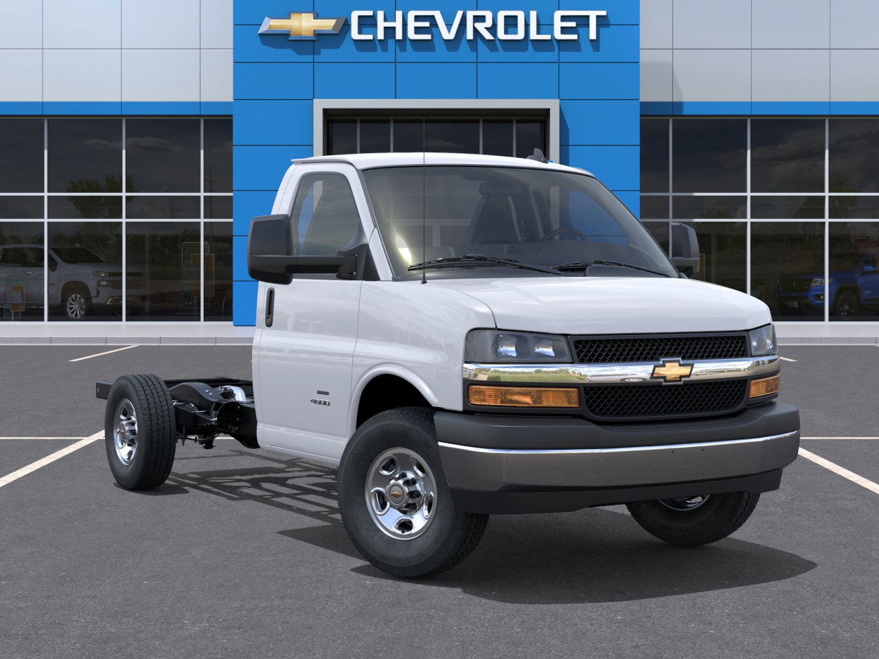 2025 Chevrolet Express Cutaway Base photo 33