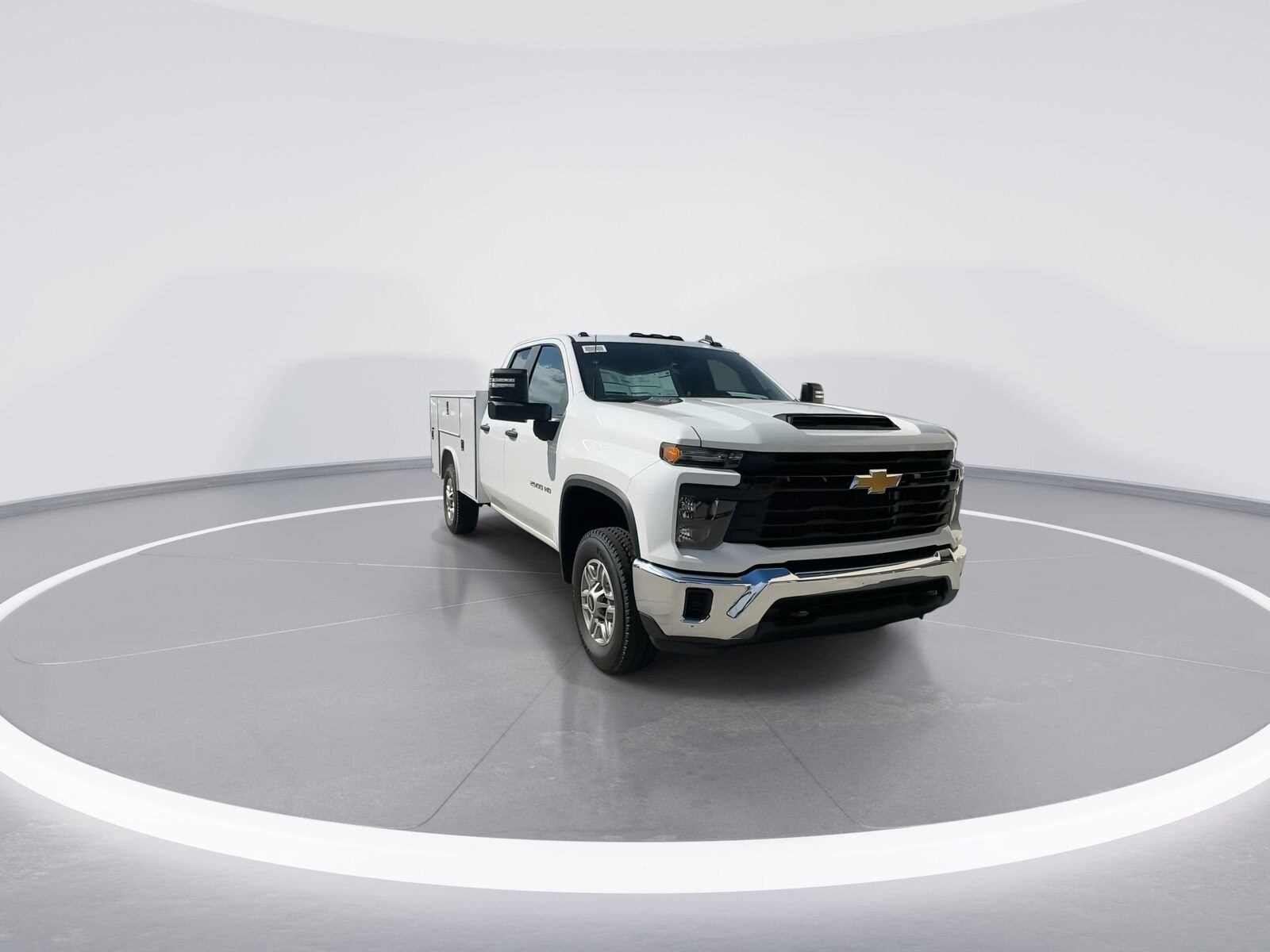 2025 Chevrolet Silverado 2500HD photo 2